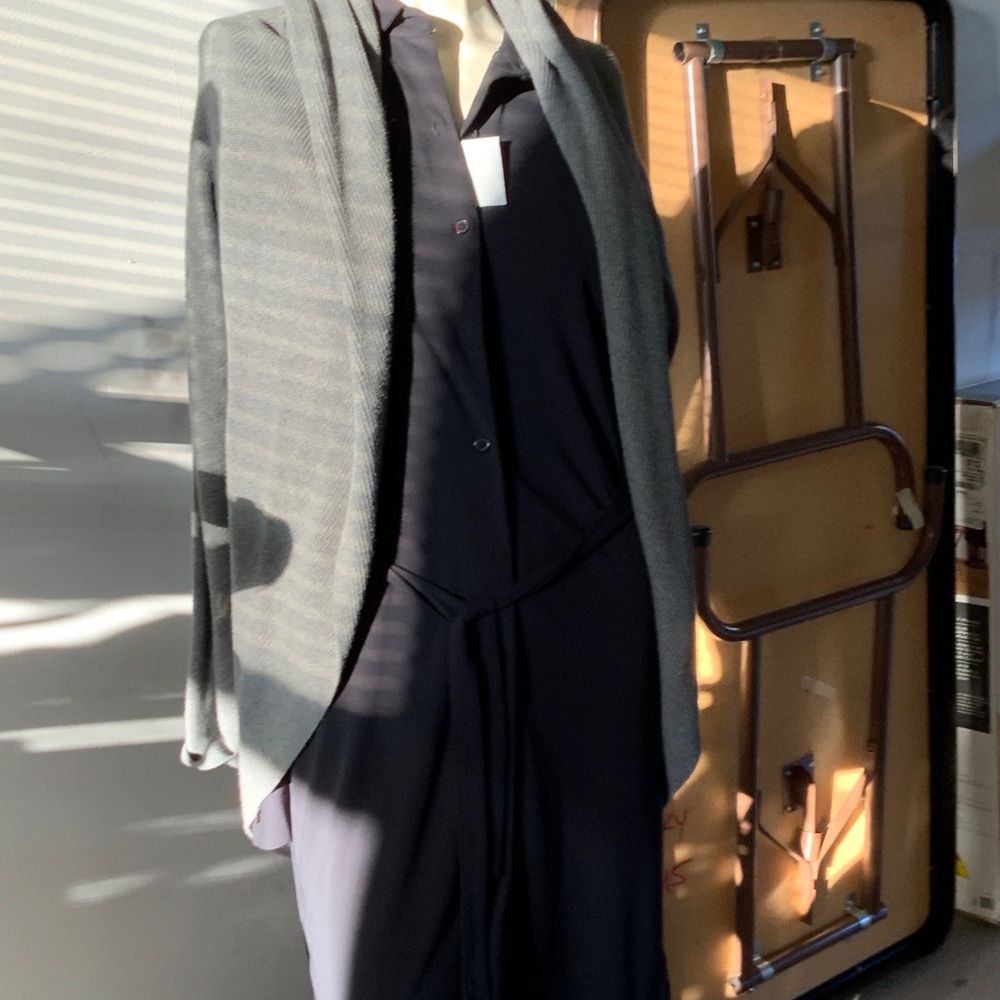 Express shawl collar sweater  ,gently used 
Medium ,  Perfect for fall nights